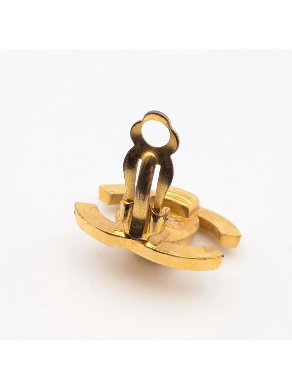 Chanel CC Logo Turnlock Gold Single Earring Vintage